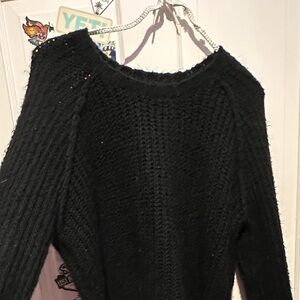 Cozy Black Knit cropped Sweater